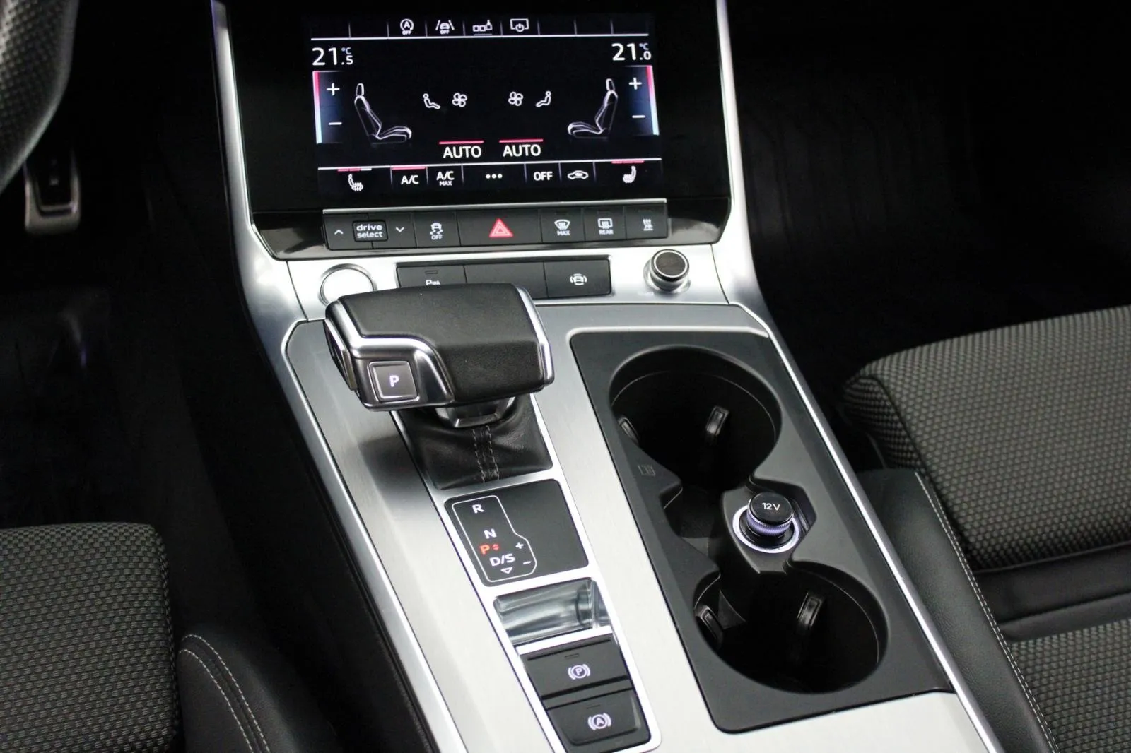 audi a6 avant 40tdi quattro s-tronic 3xs-line - slika 15