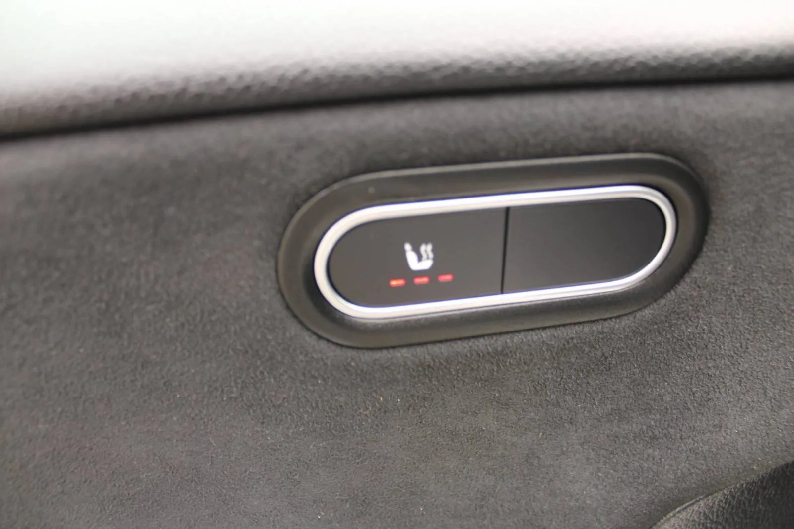 mercedes-benz klasa a 180d amg automatik *panorama,led,navigacija* - slika 15