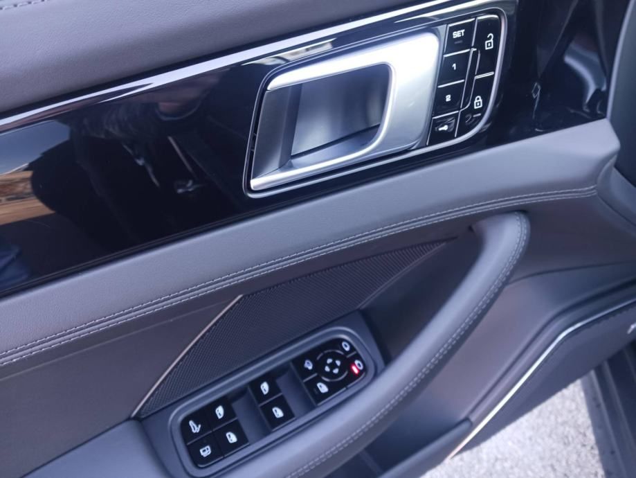 porsche panamera 4s e-hybrid *panorama, matrix, bose* - slika 15