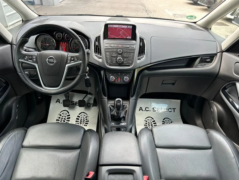 opel zafira 2,0 cdti - 145.000km - full - servisna - reg 1 god!! - slika 12
