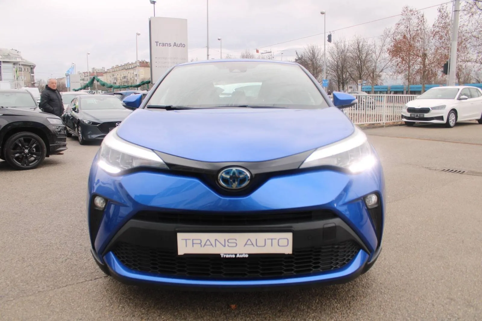 toyota c-hr 2.0 hybrid automatik *led, navigacija, kamera* - slika 2