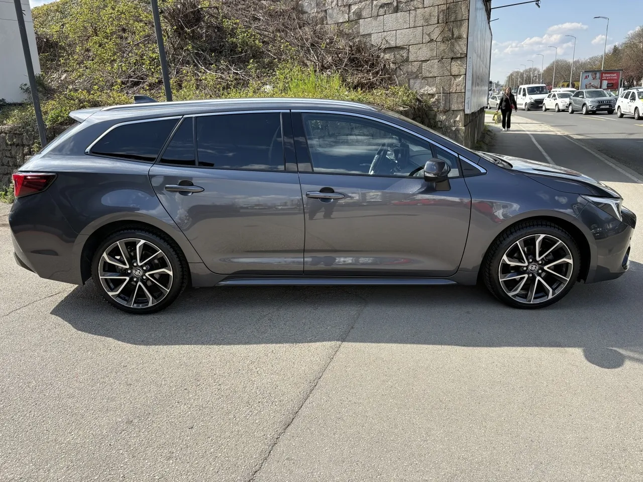 toyota corolla ts hybrid 1,8 vvt-i executive aut. - slika 6