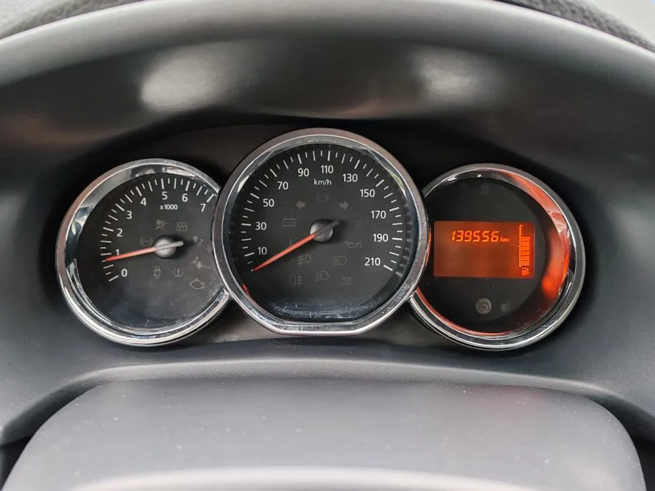 dacia sandero 1,2 , 2016 godina, 139000, kartice 24/36 rata - slika 14