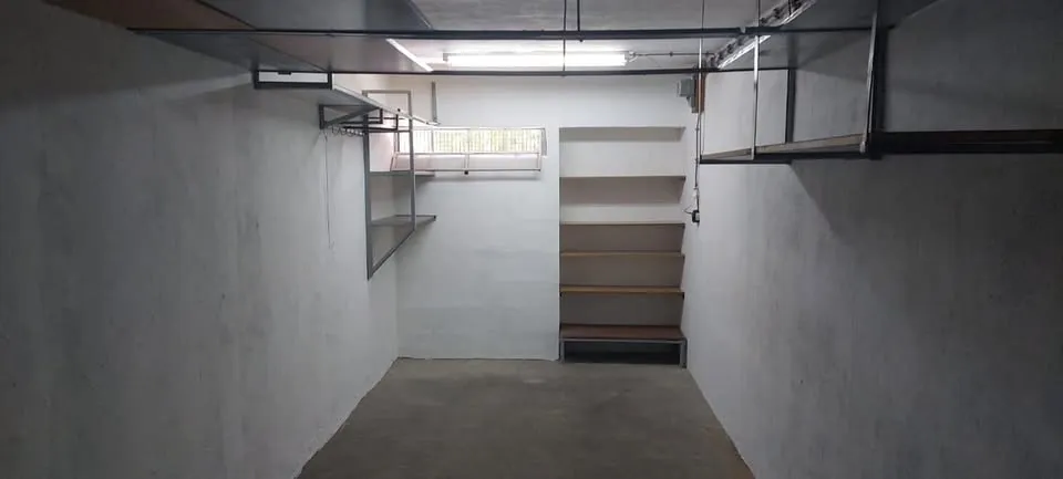 garaža, utrine, 13m² - slika 2