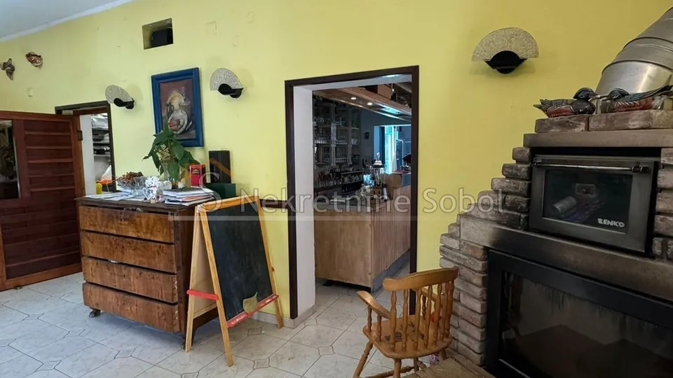 mali lošinj - restoran, 395 m2 prodaja - slika 13