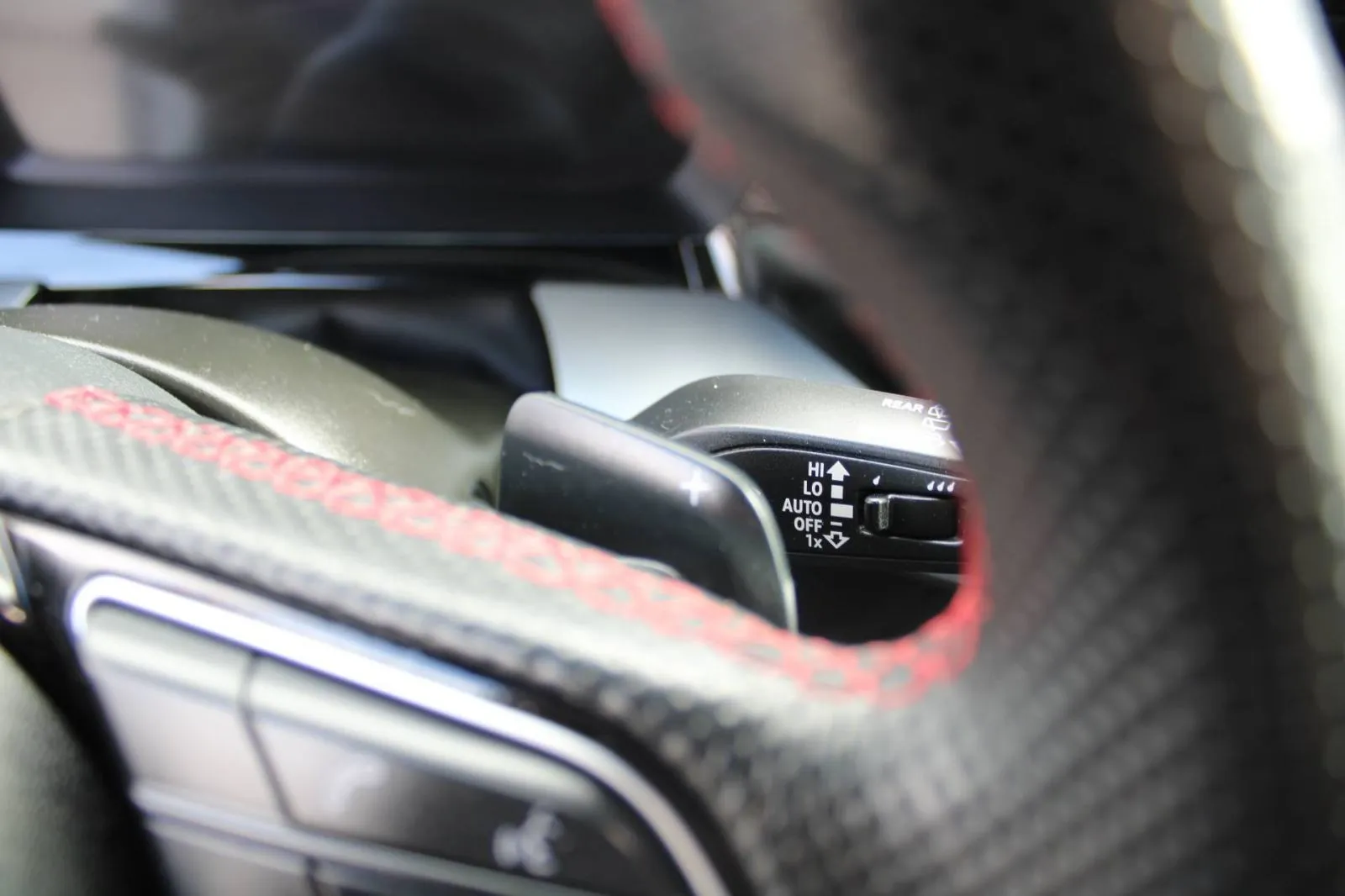 audi a3 35 tfsi s-tronic s-line *panorama, led, navigacija* - slika 25