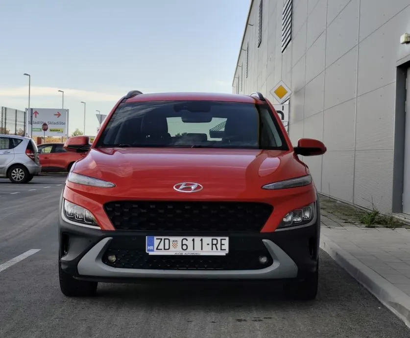 hyundai kona 1,6 gdi hybrid | aut | 18'' alu | reg do 18.03.2026 | - slika 13