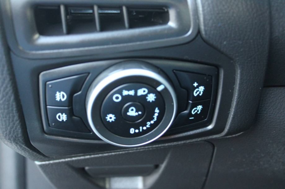 ford focus karavan 1.0 ecoboost - slika 15