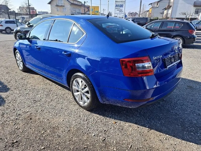 škoda octavia 1,0 tsi*115ks*klima*tempomat*park.pilot* - slika 7