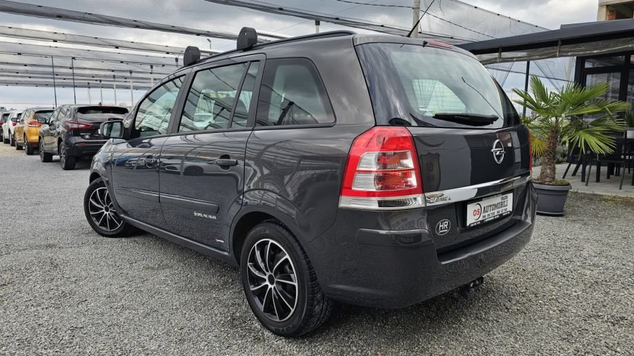 opel zafira 1,7 cdti,klima,tempomat,abs,hr vozilo,i vlasnik,7 sjedala! - slika 4