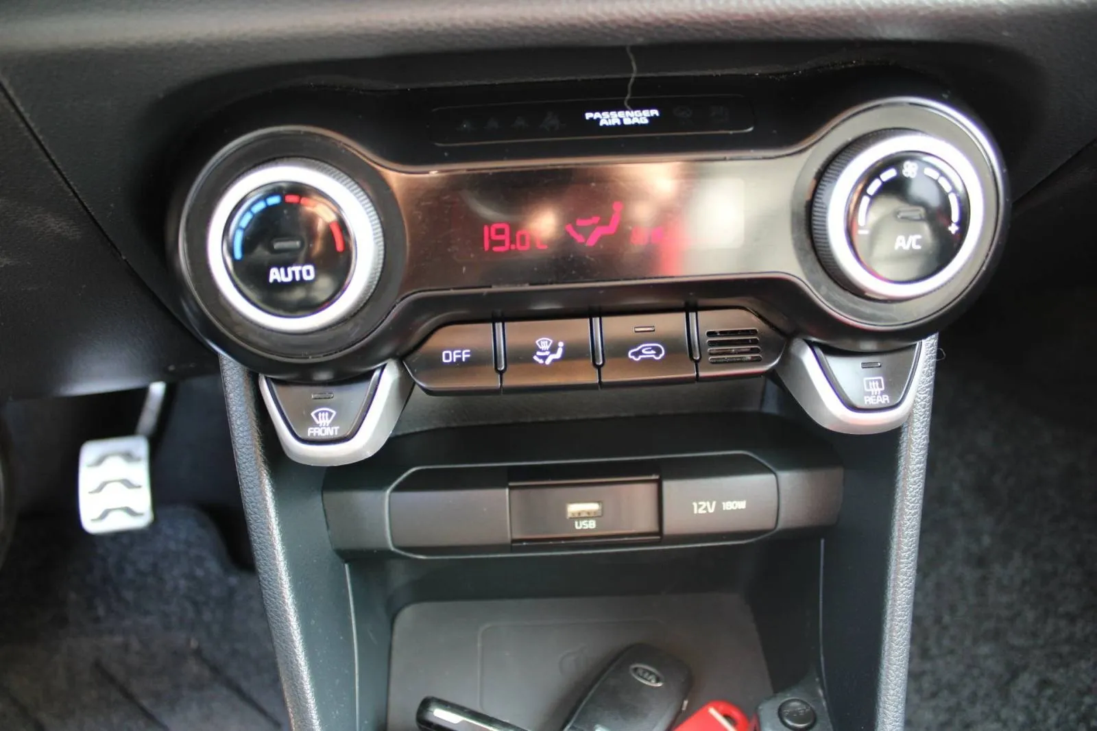 kia picanto 1.0 gt line *navigacija, kamera* - slika 19