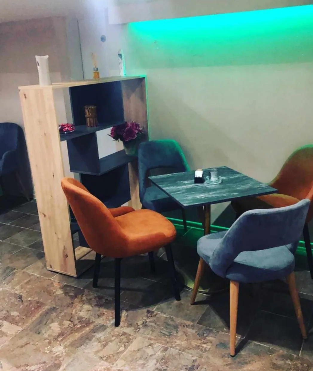caffe bar 110 m2 - zaprešić -strogi centar - slika 13