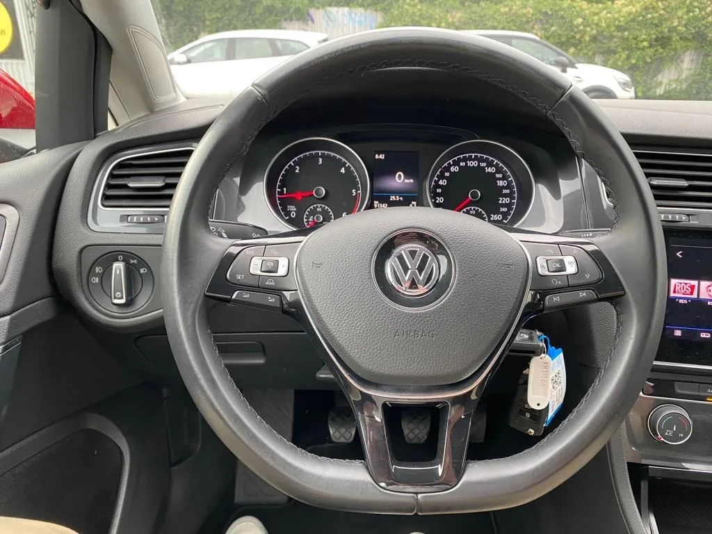 vw golf 7 variant 1,6 tdi, radar, klima, 4 x garancija ! - slika 10