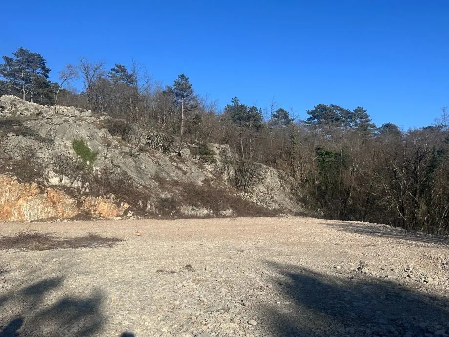 klana-građevinsko zemljište od 1389 m² s pogledom na more - slika 2