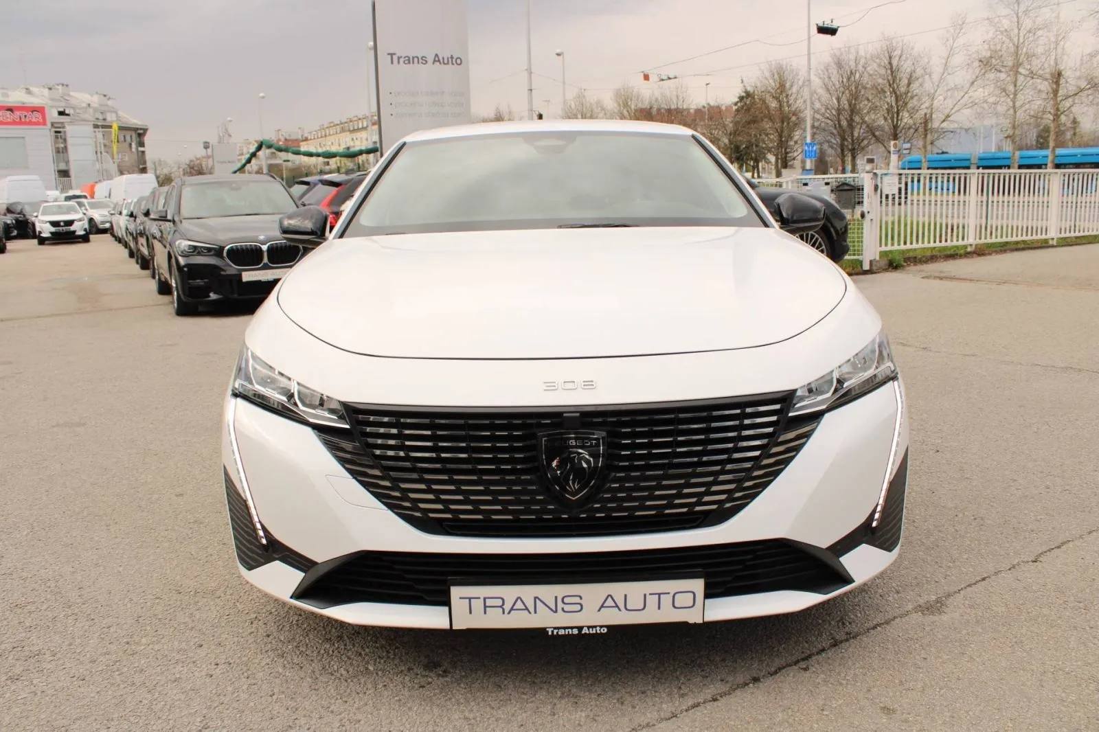 peugeot 308 1.2 puretech allure automatik *led, navigacija, kamera* - slika 2