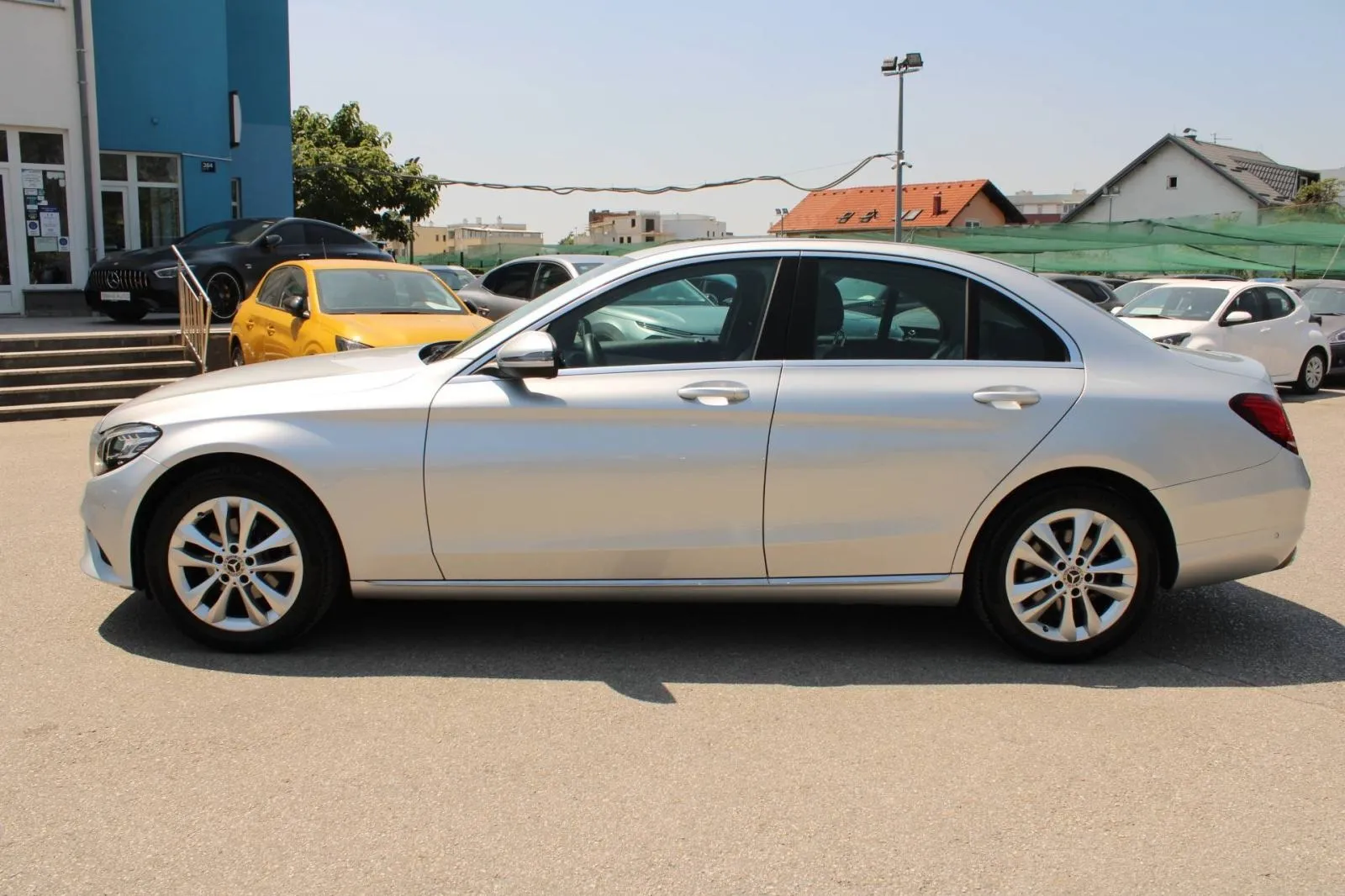 mercedes-benz klasa c 180d *led, navigacija, kamera* - slika 7