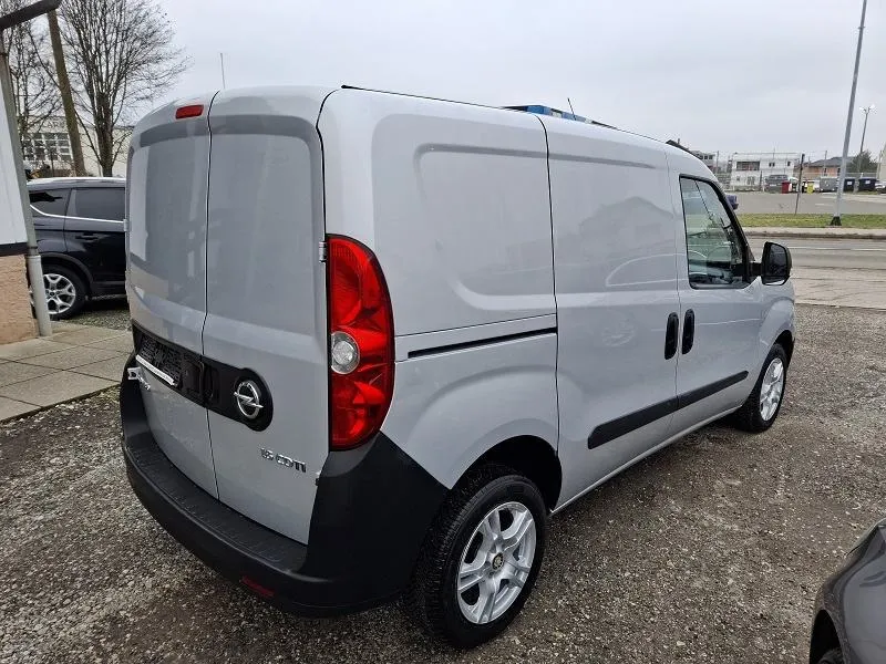 opel combo 1.6 cdti*klima*navigacija* - slika 4