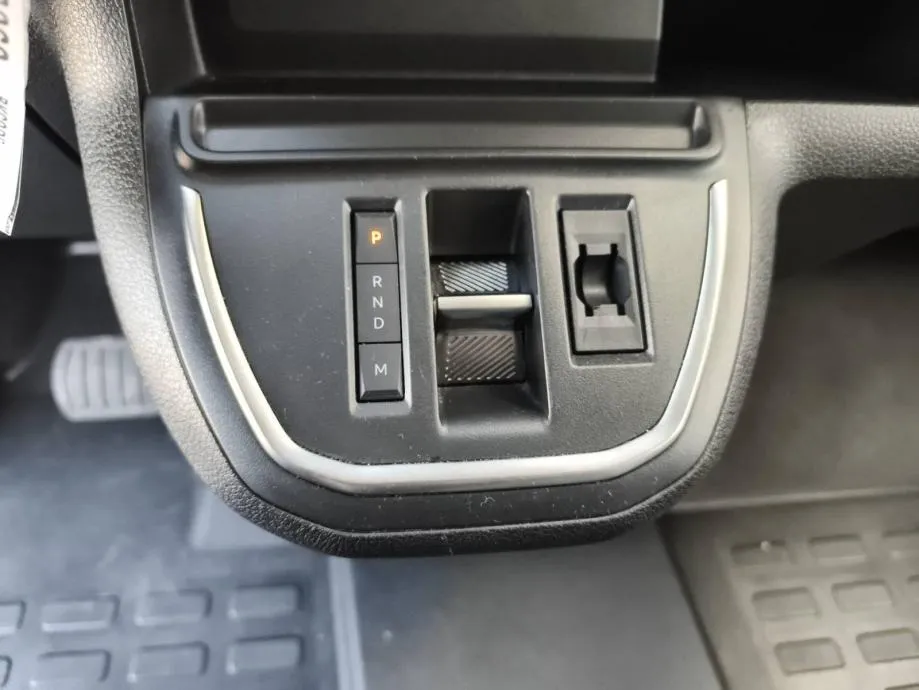 opel vivaro combi l 8+1 2.0 d aut. 130kw - 7 godina garancije! - slika 12