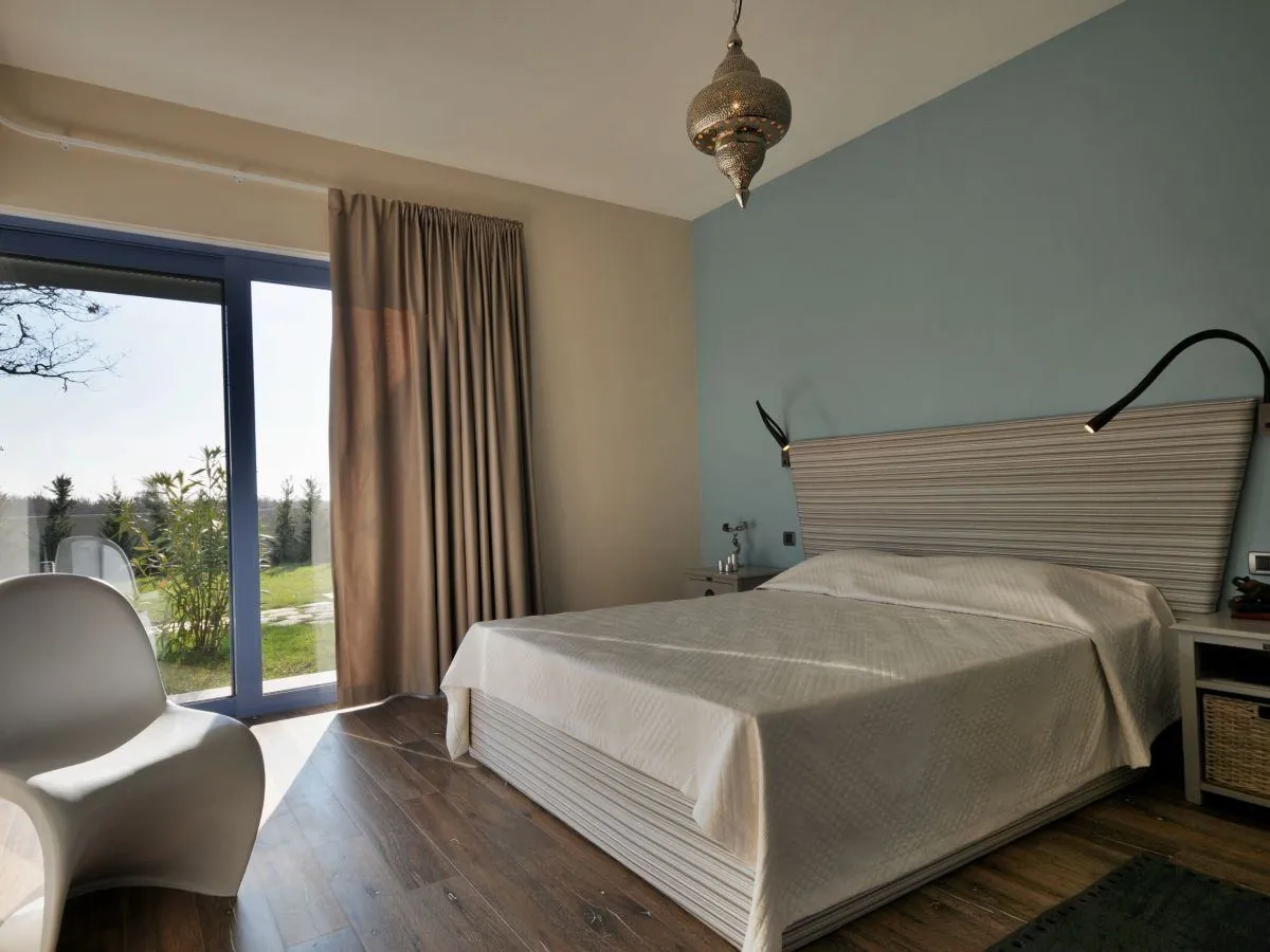 lovreč-dizajnerska vila na prodaji (prodaja) - slika 9
