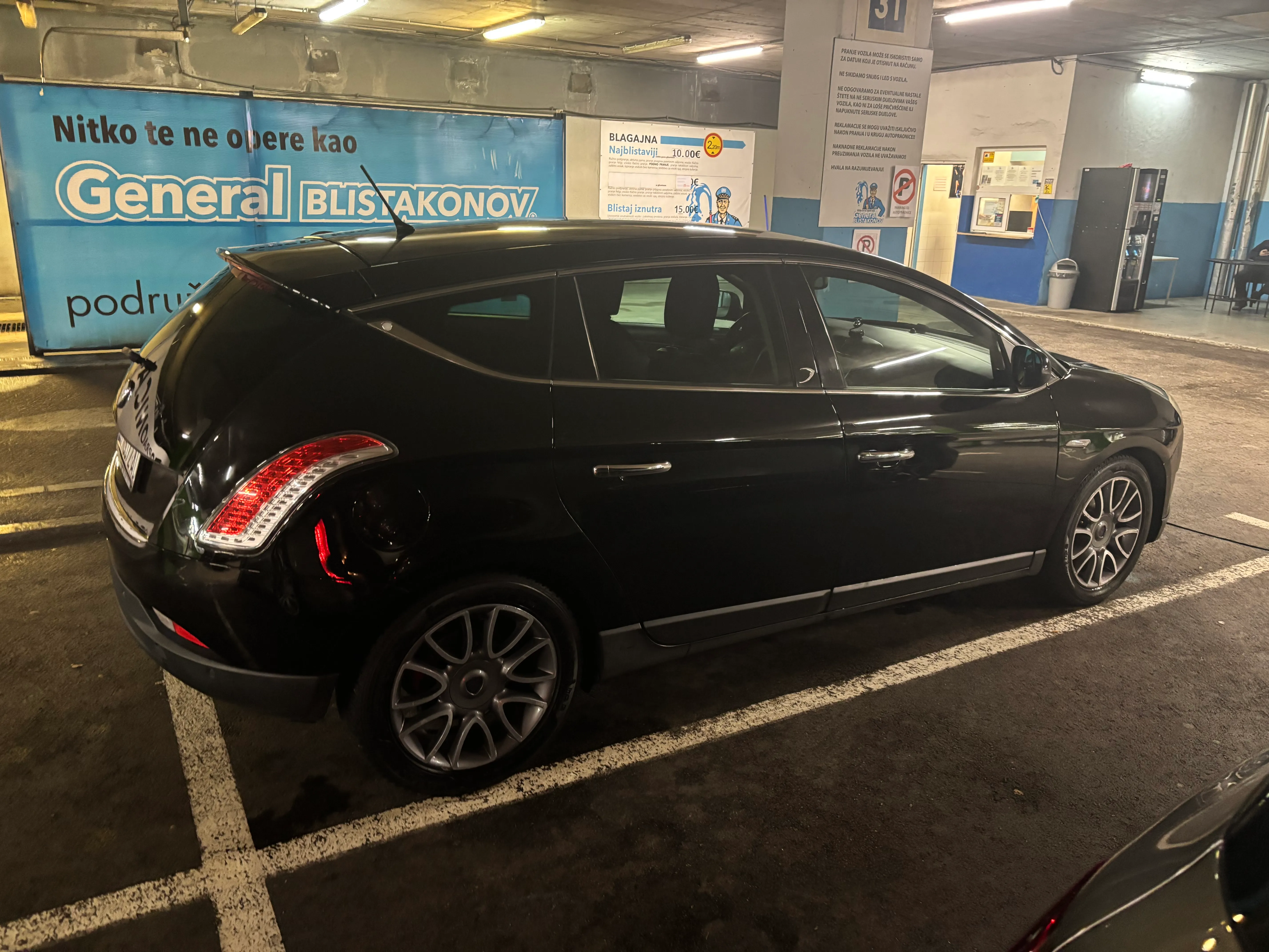 lancia delta 1.4t-jet - slika 2