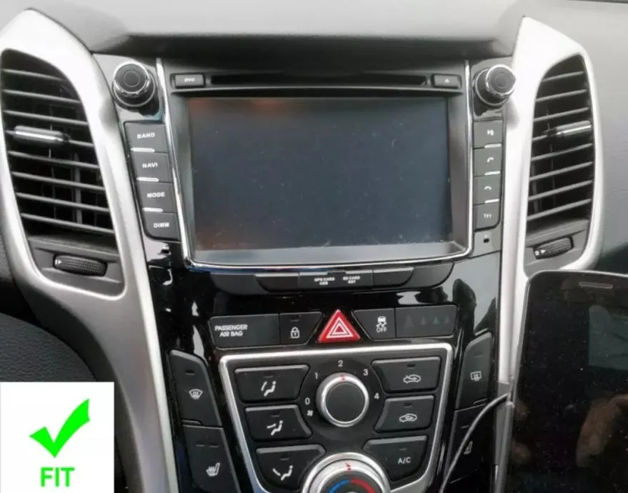 original multimedija hyundai i30 navigacija wifi parking kamera gps - slika 2