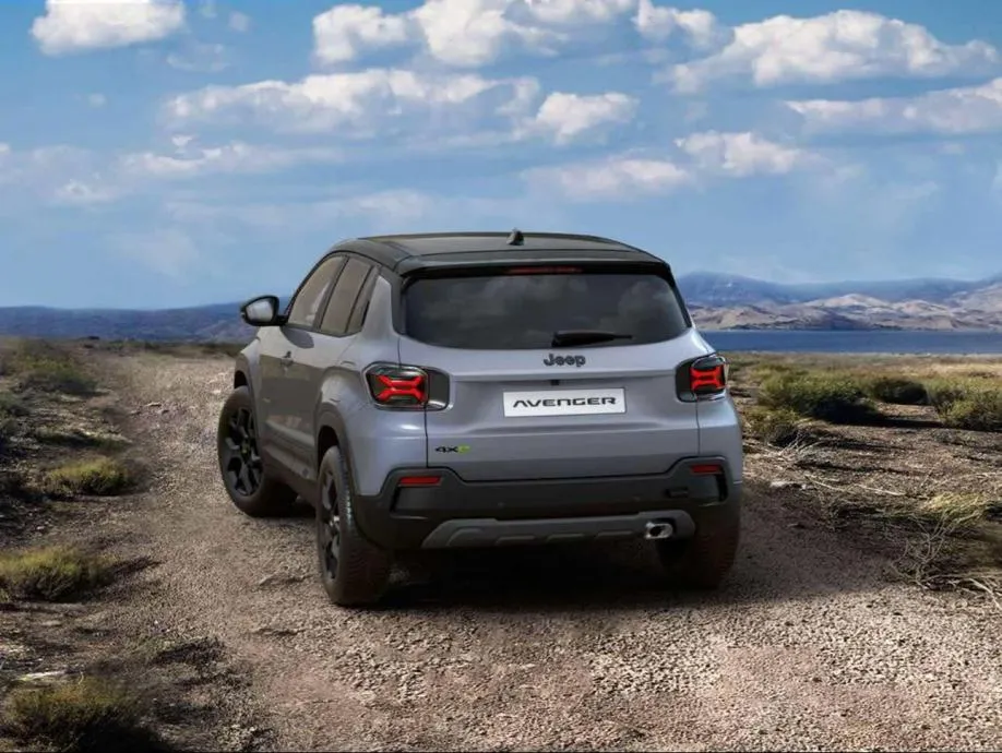jeep avenger 4xe the north face edition automatik - slika 11