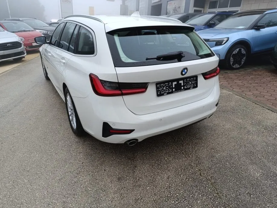 bmw serija 3 touring 318d - slika 3