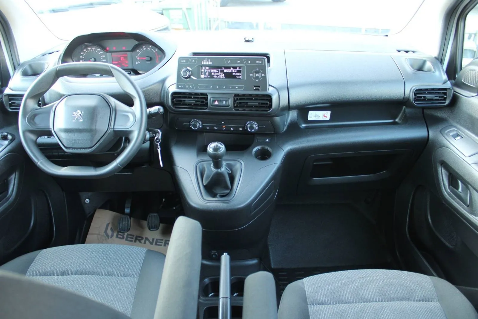 peugeot partner 1.5 hdi n1 - 5 sjedala, 2021 god. - slika 18