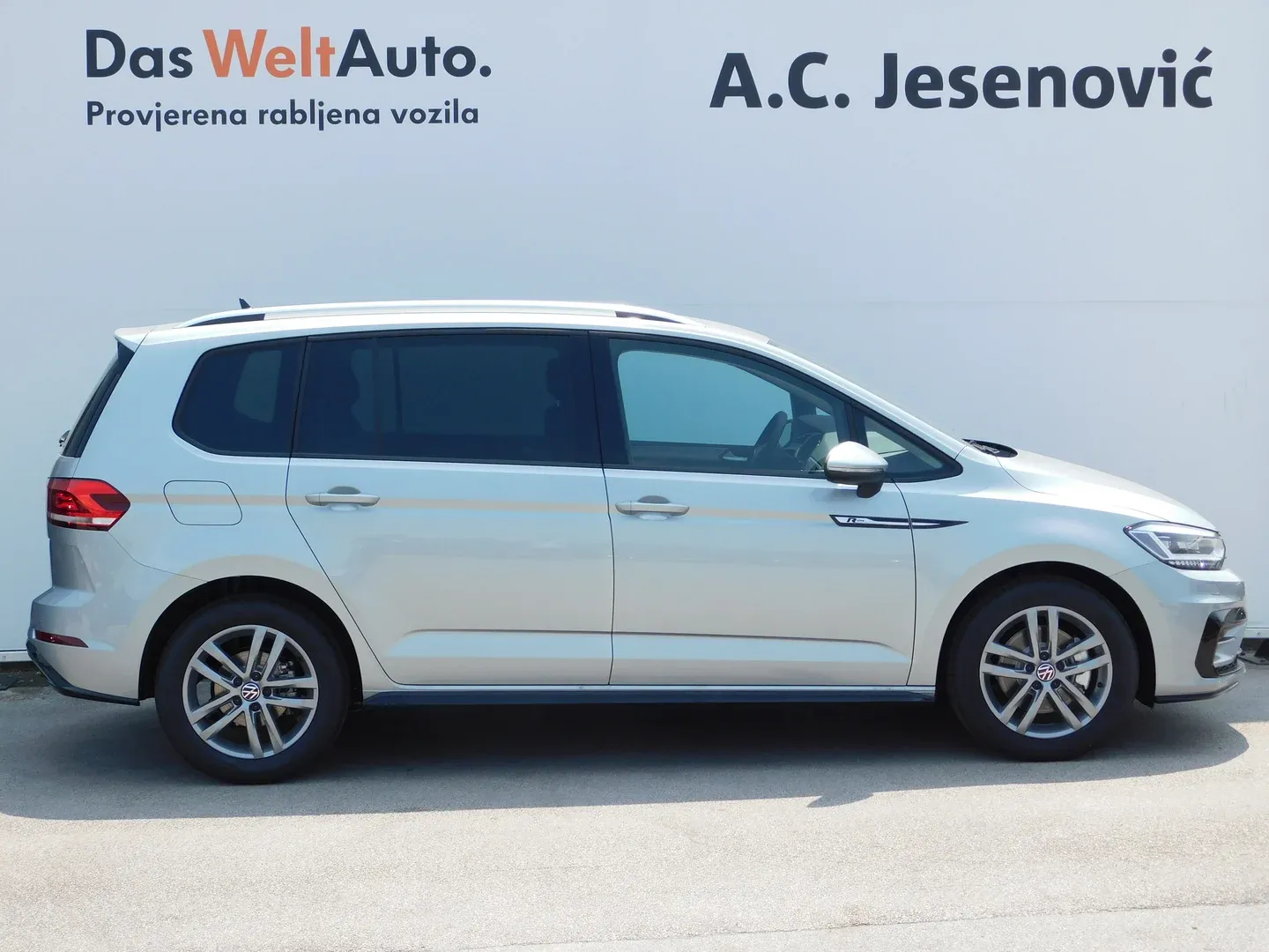 12787 volkswagen touran 2.0 tdi dsg r-line - slika 4