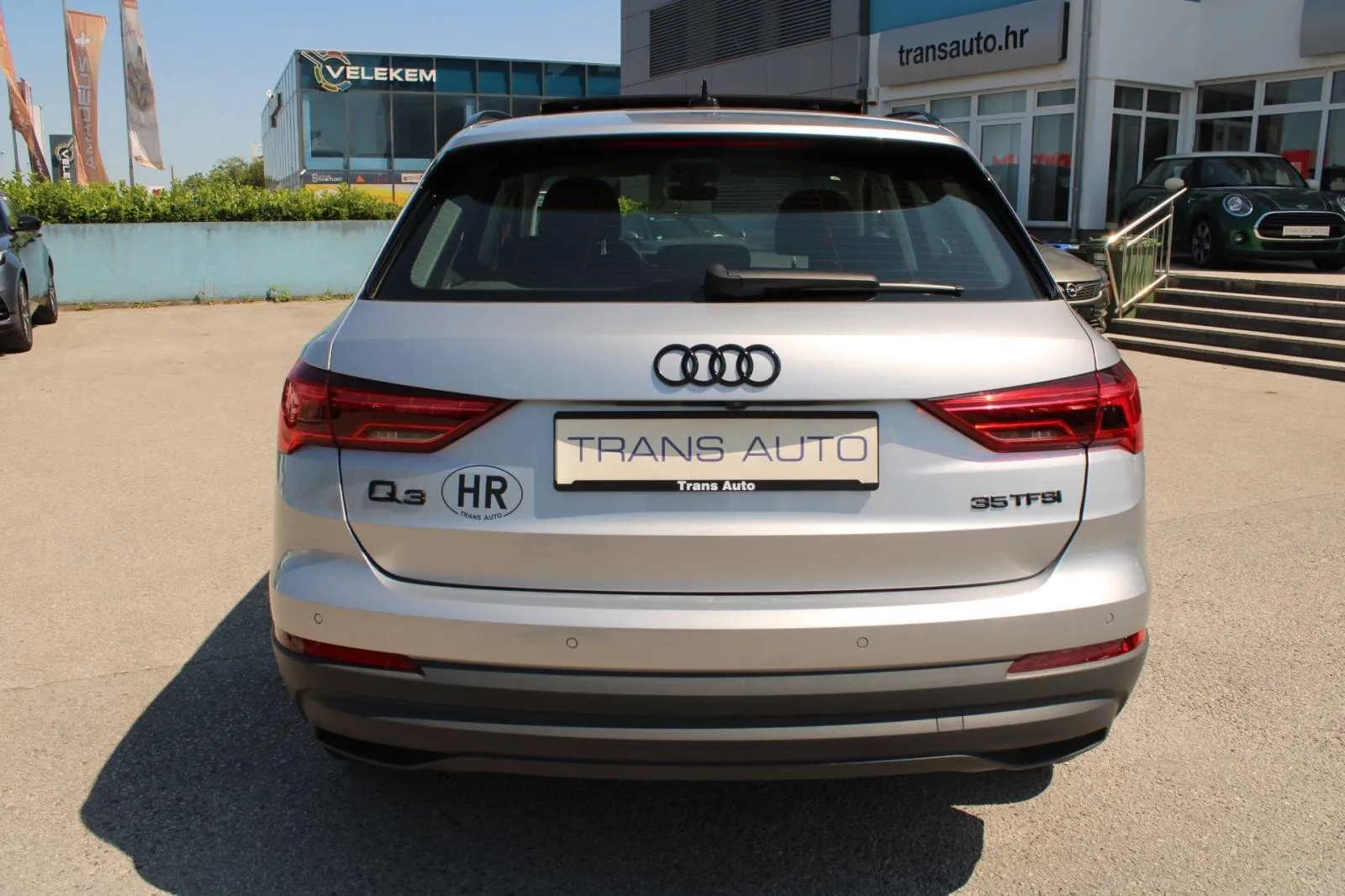 audi q3 35 tfsi automatik *panorama, led, navigacija, kamera* - slika 6