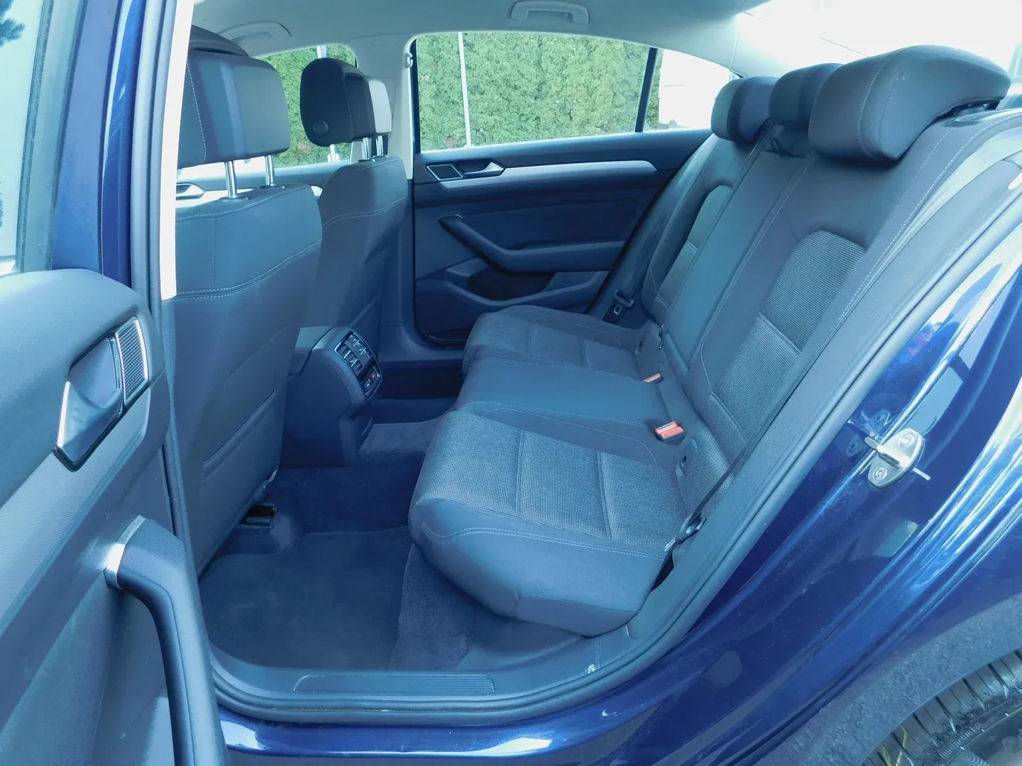 12456 volkswagen passat 1.6 tdi bmt comfortline - slika 11