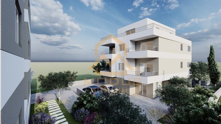 kaštel kambelovac /trosoban stan + 2 parking mjesta /baletna (prodaja) - slika 2
