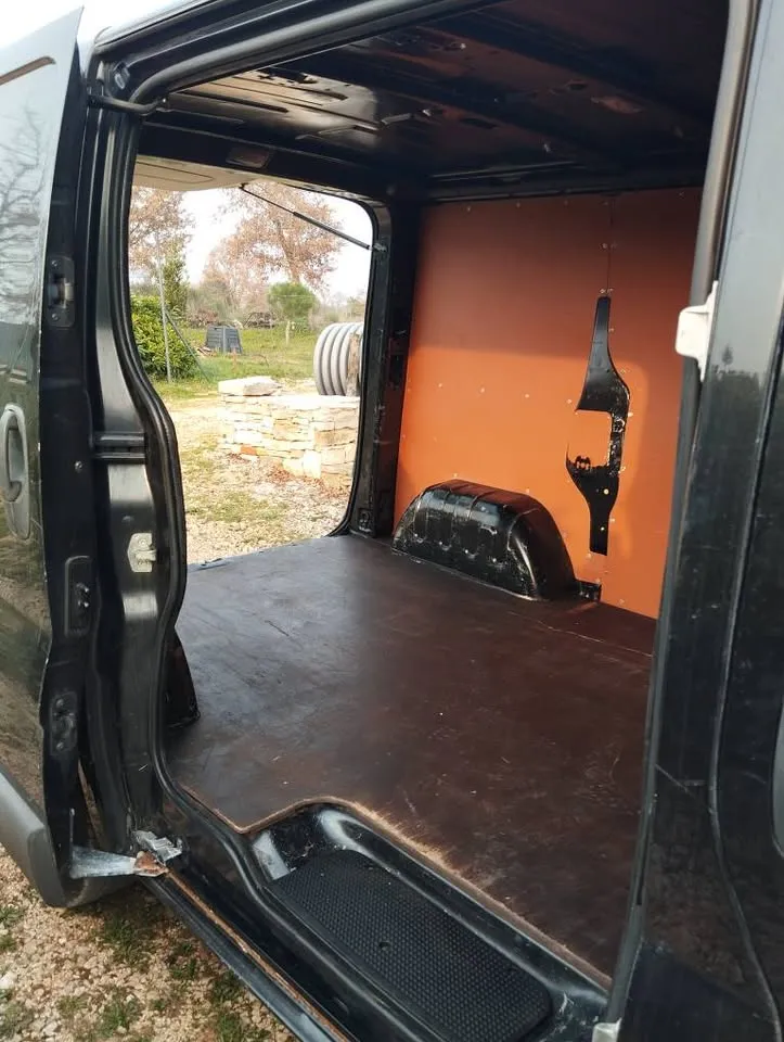 renault trafic 2.5, dci 150, automatic - slika 6