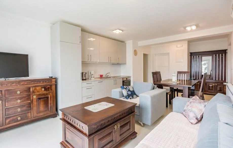 poreč-vila sa tri apartmana i panoramskim pogledom na more (prodaja) - slika 15