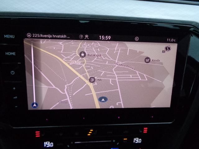 vw passat variant 2,0 tdi dsg; faselift;virtual;r.kamera; navi;u pdv-u - slika 13