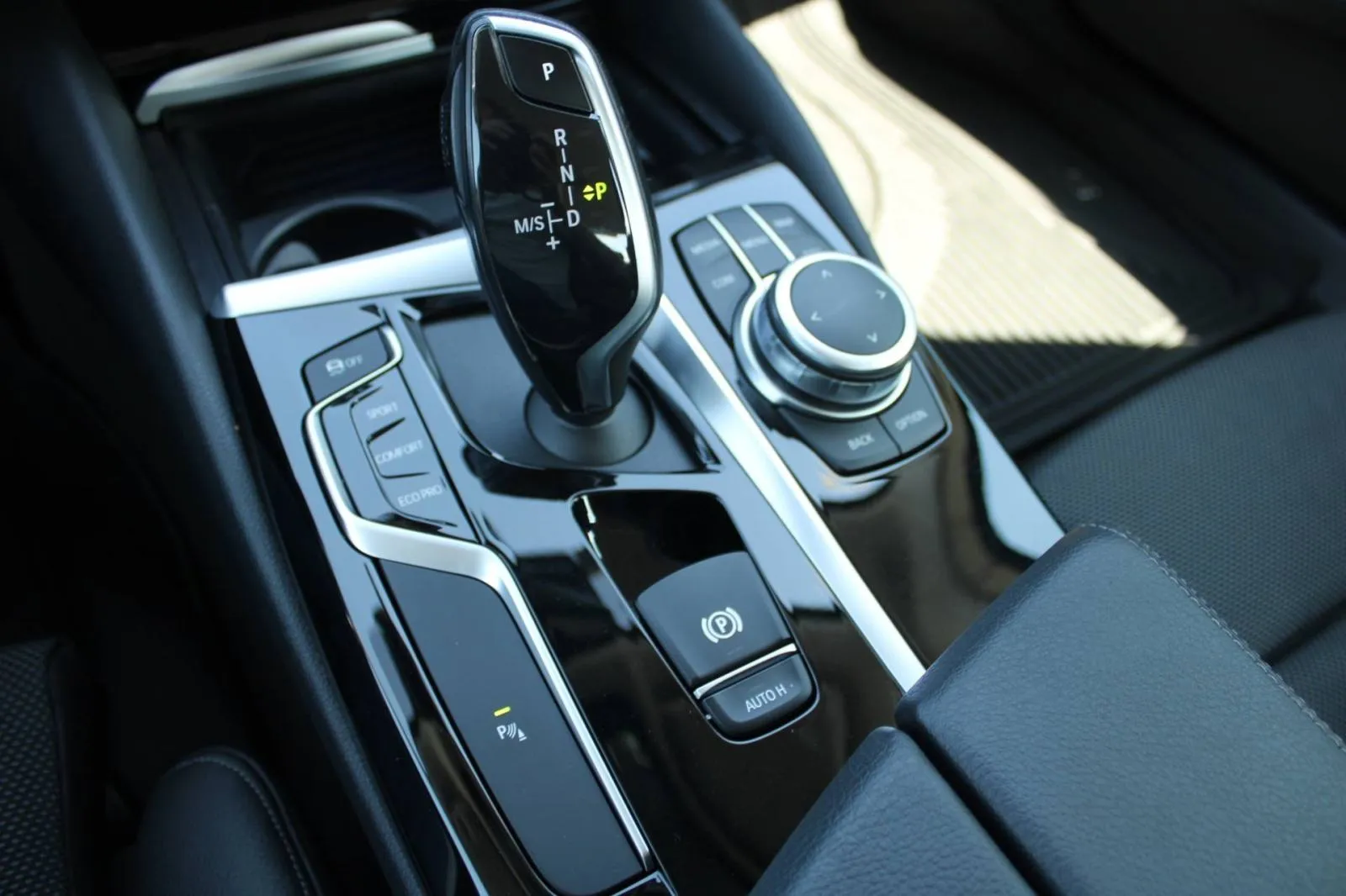 bmw serija 5 540d xdrive sportline automatik - nije uvoz - slika 19