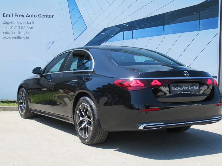 mercedes-benz e-klasa 220 d avantgarde - slika 8