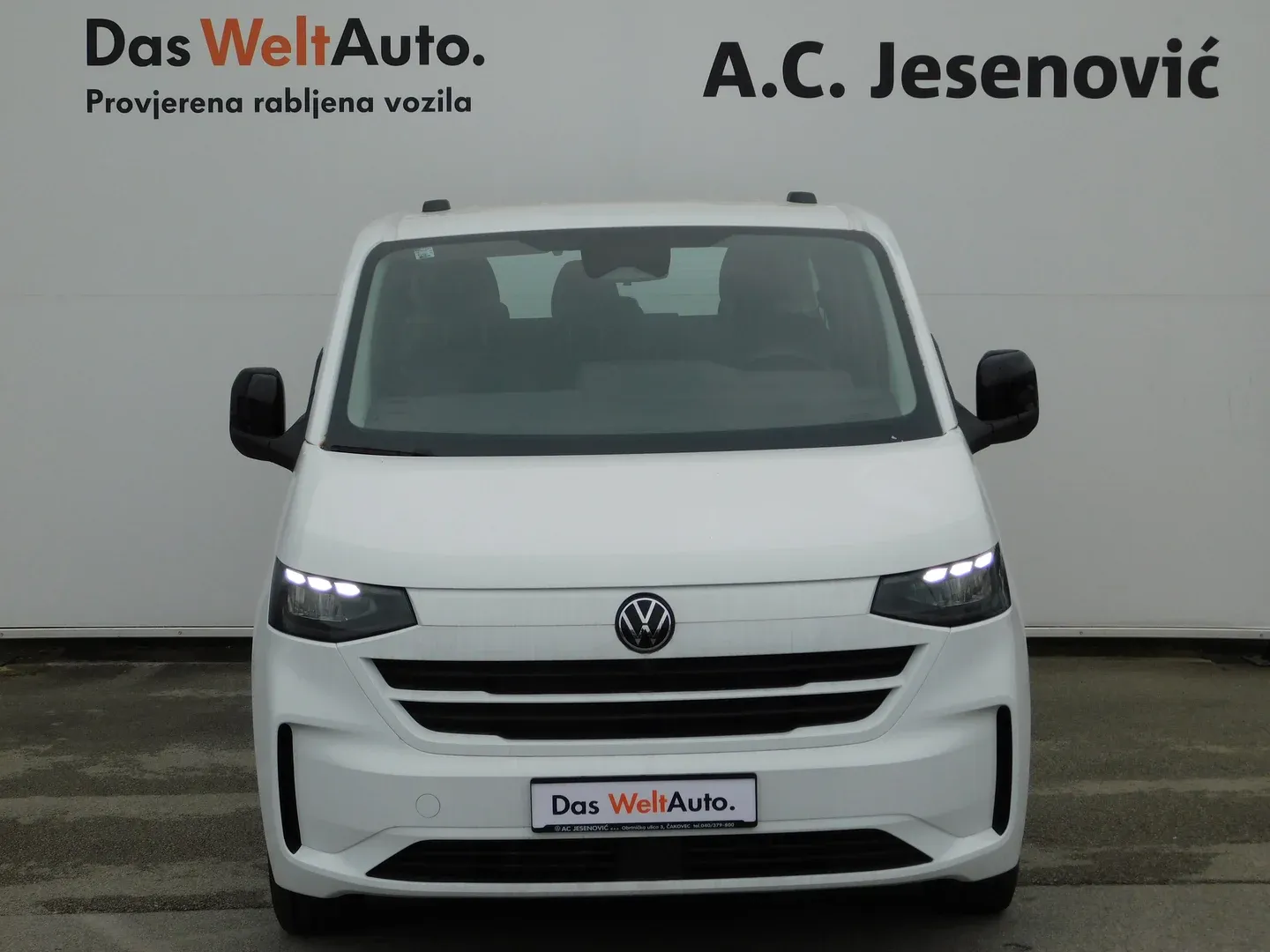 12611 vw caravelle life l2 2.0 tdi - slika 2