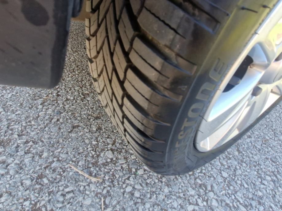 mitsubishi colt 1,3 motion pocinčan 1 vl.1 lak nov kartice do 36 mj - slika 13