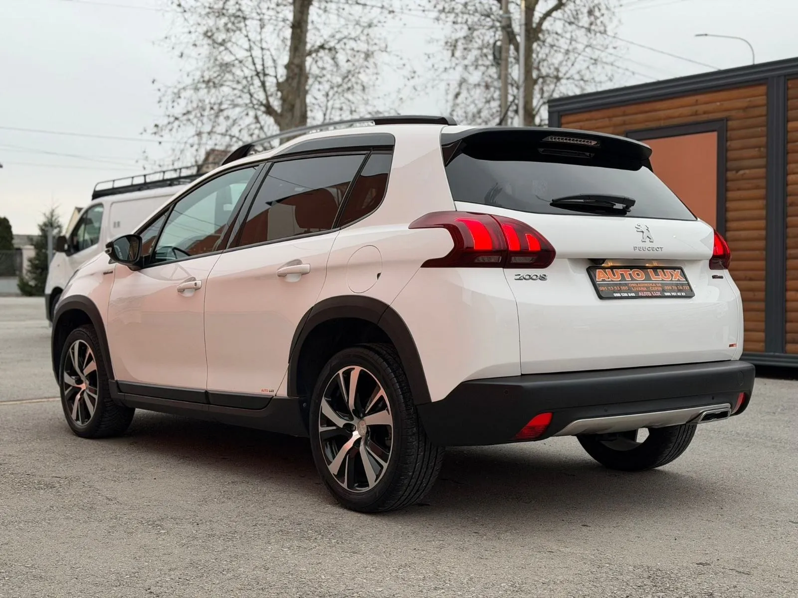peugeot 2008 1.2 puretech •2018.g.•gt line•kamera•leasingbezučešća - slika 4