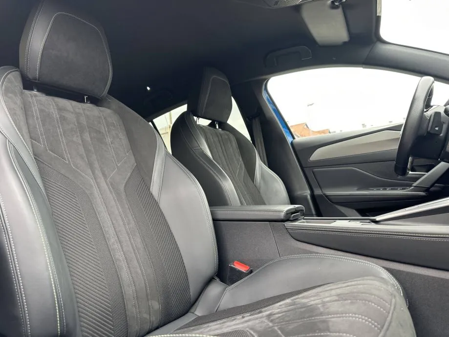 peugeot 308 1,2 130 ks * gt line * jamstvo 24 mj. * rezerviran - slika 21