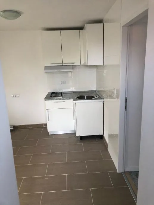 namjestaj za apartman - slika 2