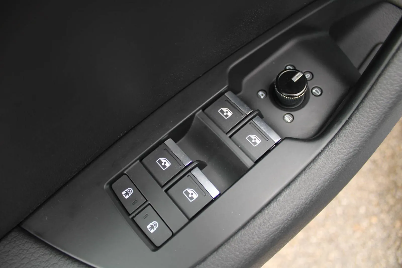 audi a6 50tdi quattro s-line *panorama,led,kamera,virtual* - slika 13
