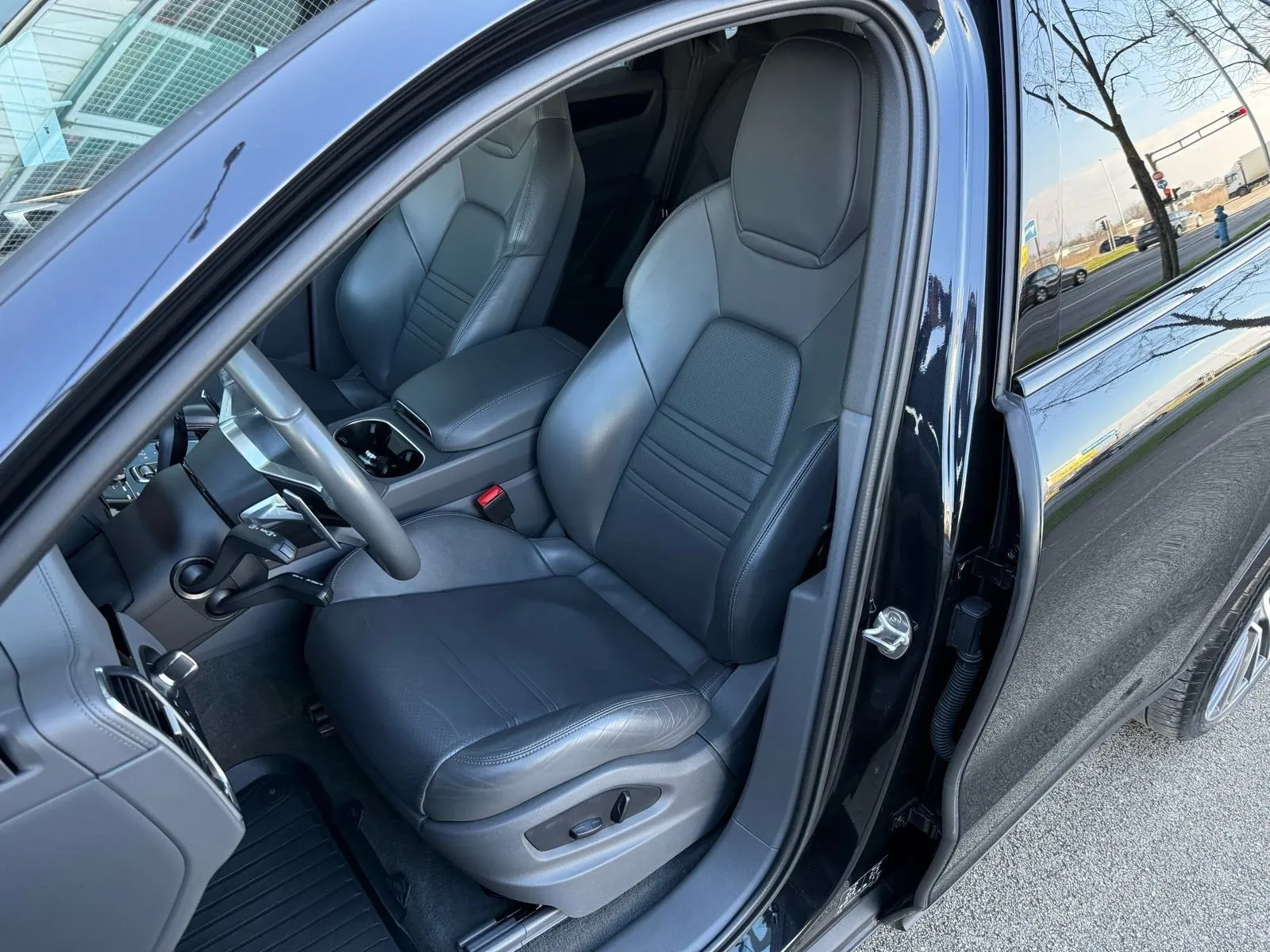 porsche cayenne coupe 3.0 sport °chrono°matrix°kamera 360°u pdv-u° - slika 13