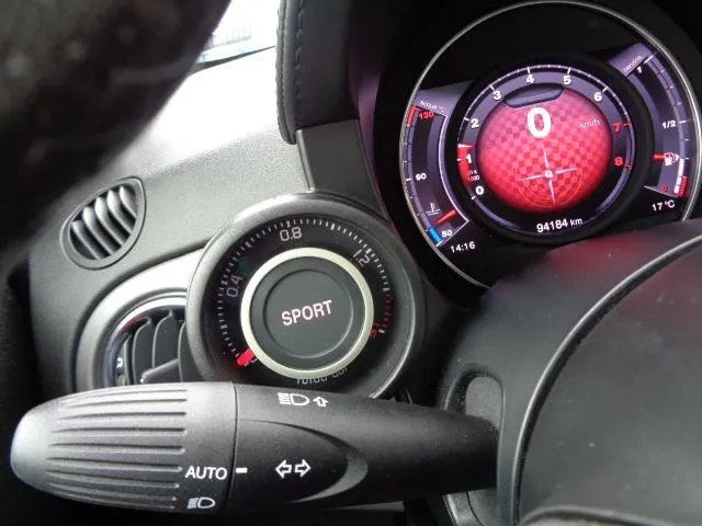abarth 500 1,4 t 595 turismo/navi/xenon/koža/šiber/mfu/pdc/app/7xab/.. - slika 24