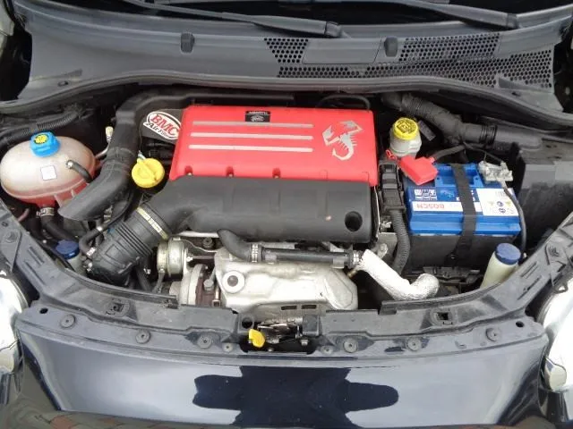 abarth 500 1,4 t 595 turismo/navi/xenon/koža/šiber/mfu/pdc/app/7xab/.. - slika 28