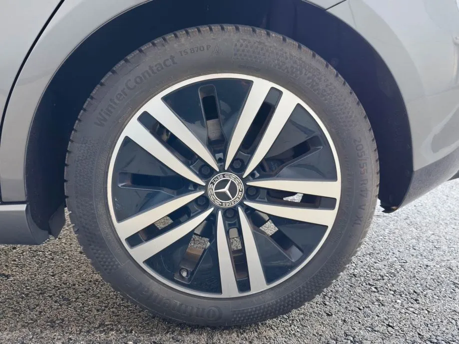 mercedes-benz a-klasa 180 d progressive aut. |led |kam |ambi |17''alu - slika 20