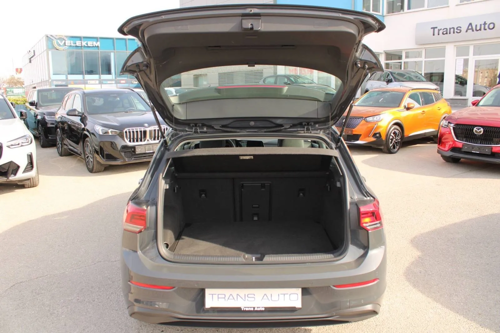vw golf viii 1.0 etsi dsg - slika 8