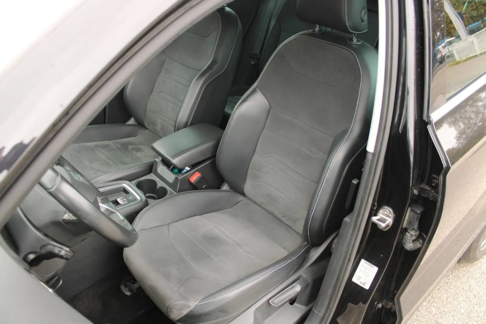 seat ateca 2.0 tdi dsg - slika 10