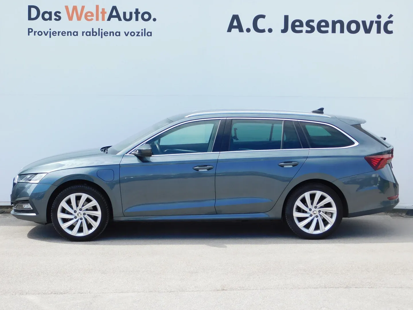 12254 škoda octavia combi style 1.4 tsi dsg phev - slika 4